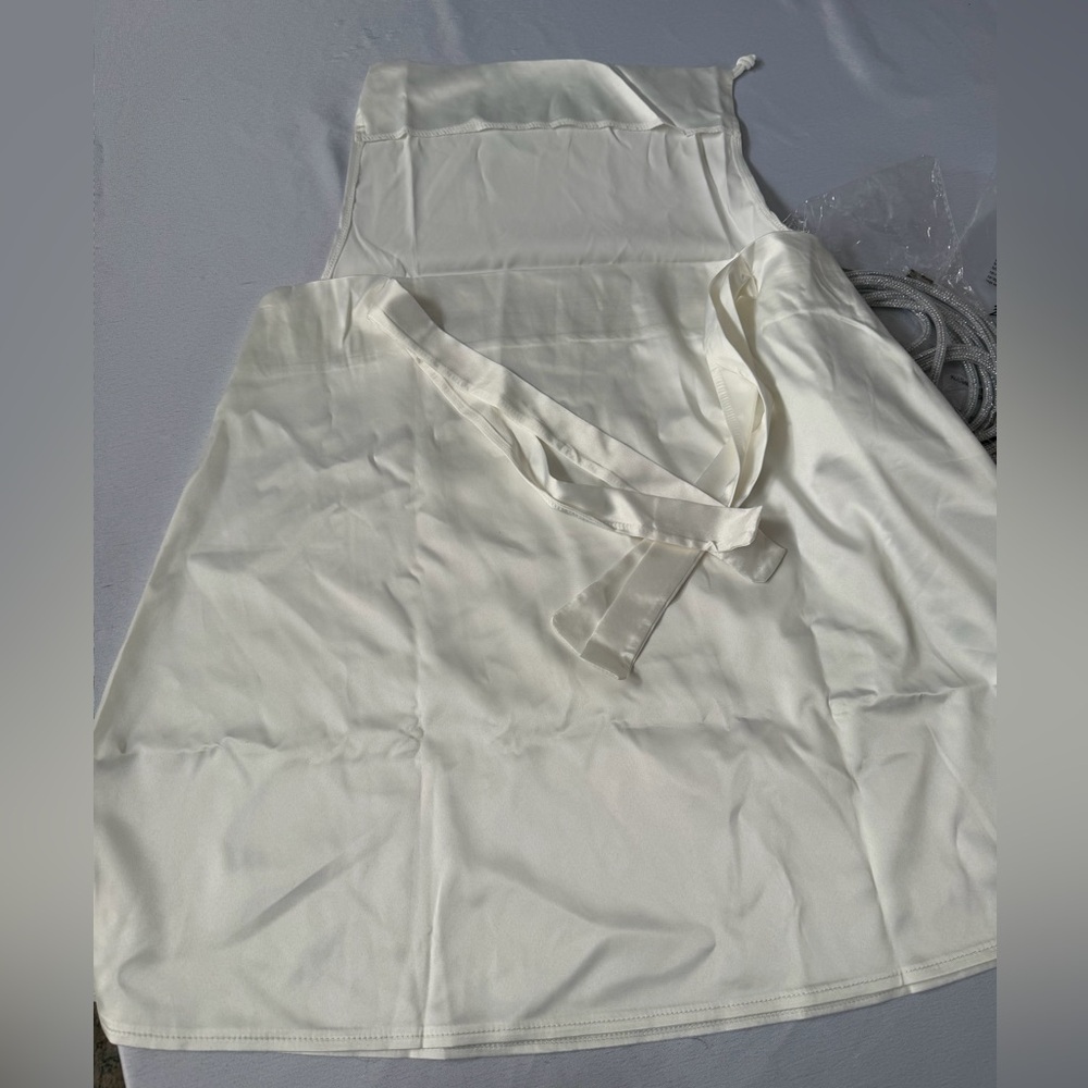 Elegant Cream Satin Slip Dress - Picture 5 of 5